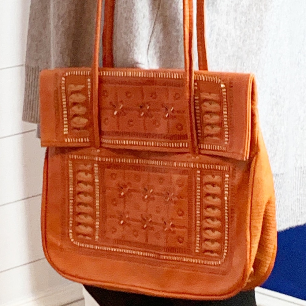 Leather purse